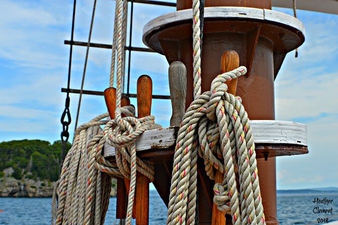 1.5 to 2-Hr Windjammer Sailing Trip in Maine w/ Licensed Captain - Deck Space, Seating, and Crowds