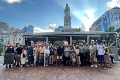 1 or 2 Day HOP-ON & HOP-OFF Narrated Trolley Tour of Boston