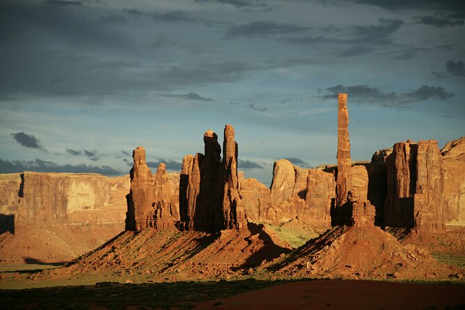 2.5 Hours of Monument Valley's Backcountry 4×4 Tour - The Guide Makes the Difference