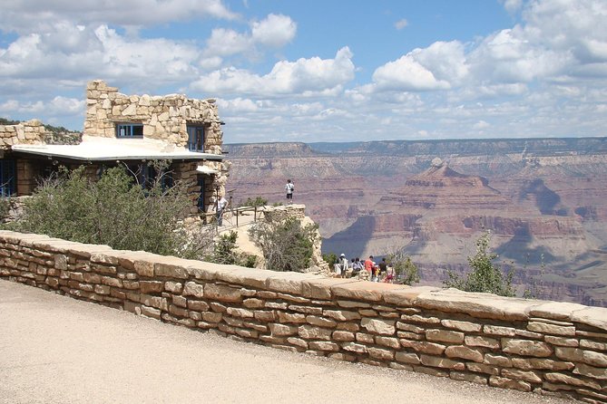 3 Hour Back-Road Safari to Grand Canyon with Entrance Gate By-Pass at 9:30 am - The back-road route from Tusayan to the South Rim