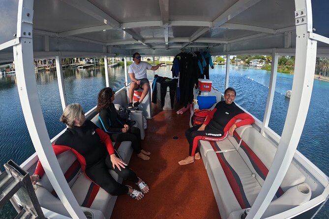 3 Hour Small Group All Inclusive Manatee Swim with free Photo pkg - Guides Who Put Animal Care First