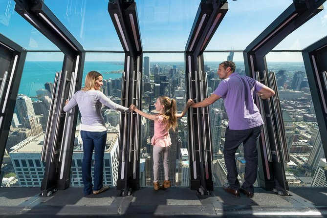 360 CHICAGO Observation Deck Admission - Finding 360 CHICAGO at 875 North Michigan Avenue