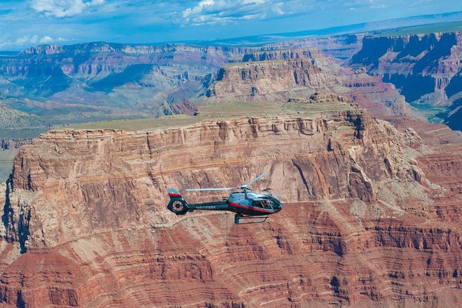 45-minute Helicopter Flight Over the Grand Canyon from Tusayan, Arizona - The Dragon Corridor Return Flight