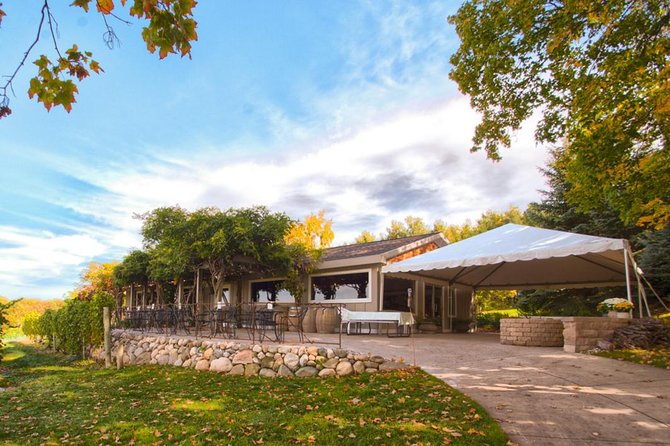 5-Hour Traverse City Wine Tour: 4 Wineries on Old Mission Peninsula - Stop Three: Brys Estate for East Bay Views