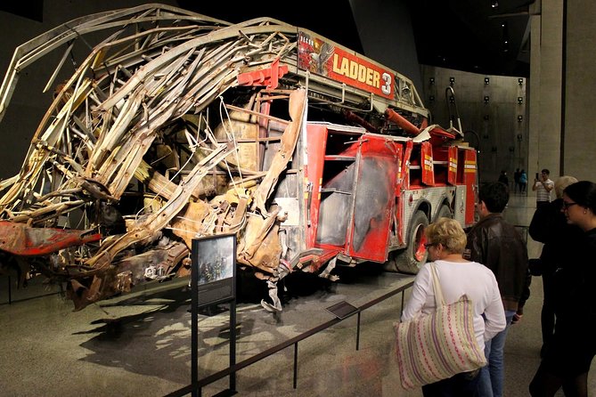 9/11 Memorial, Ground Zero Tour with Optional 9/11 Museum Ticket - Personal storytelling is the tour’s greatest strength