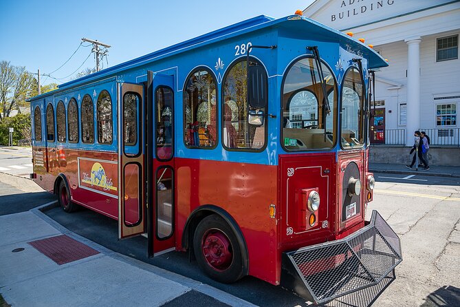 90-Min Narrated Trolley Tour of Lexington and Concord, MA - Key points to know before you book