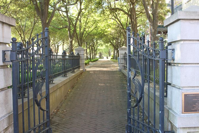 90-Minute Charleston City Sightseeing Bus Tour - Old Exchange Building, Four Corners, and the market