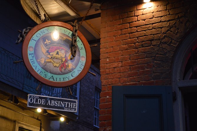 Adults Only Haunted Pub Crawl in New Orleans - Lalaurie Mansion from the sidewalk
