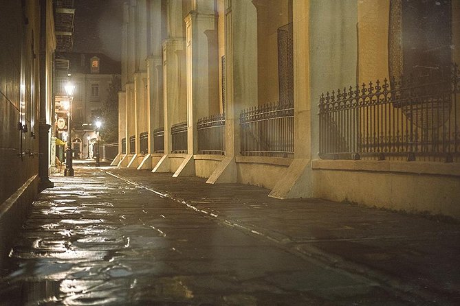 Adults-Only New Orleans Ghost, Crime, Voodoo, and Vampire Tour - Why this walk is different from a standard ghost tour