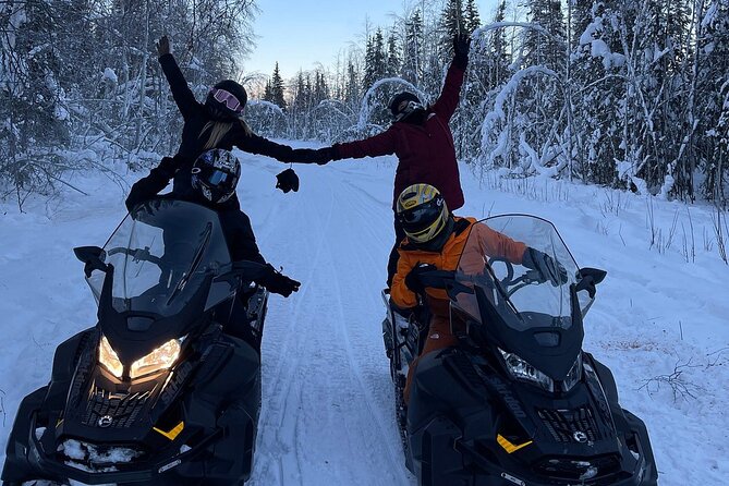 Alaska Snowmobile Adventure Tour - Warm drinks, snacks, and the return to base