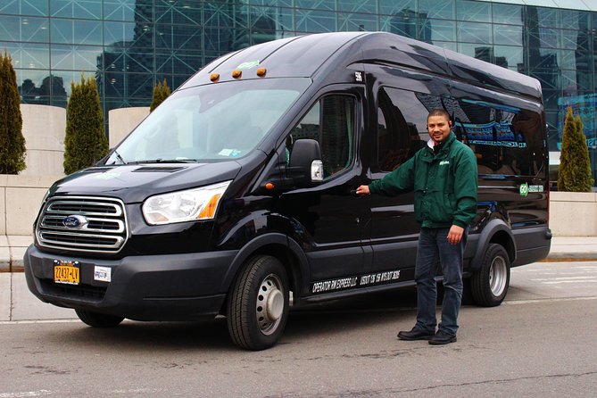 All Inclusive Airport Departure Transfer NYC/ Brooklyn/Queens - From your door in Manhattan, Brooklyn, or Queens