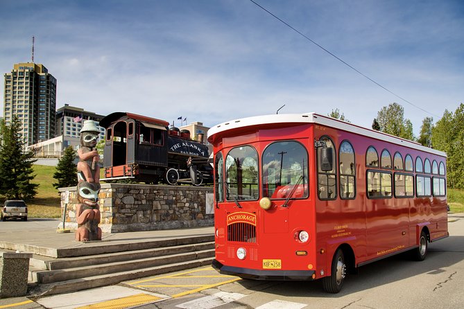 Anchorage Trolley Tour - The guides are the heart of the experience