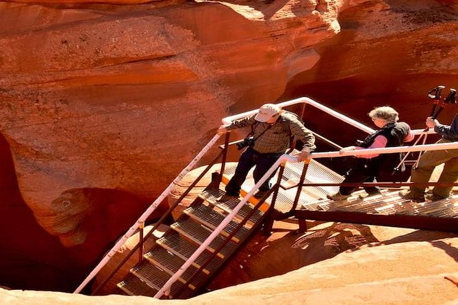 Antelope Canyon and Horseshoe Bend Day Tour from Flagstaff - Who should book this tour?