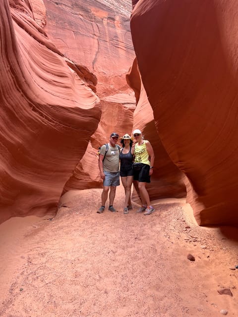 Antelope Canyon Lake Powell: Guided Kayaking & Hike Tour - Swimming in Lake Powell before the return paddle
