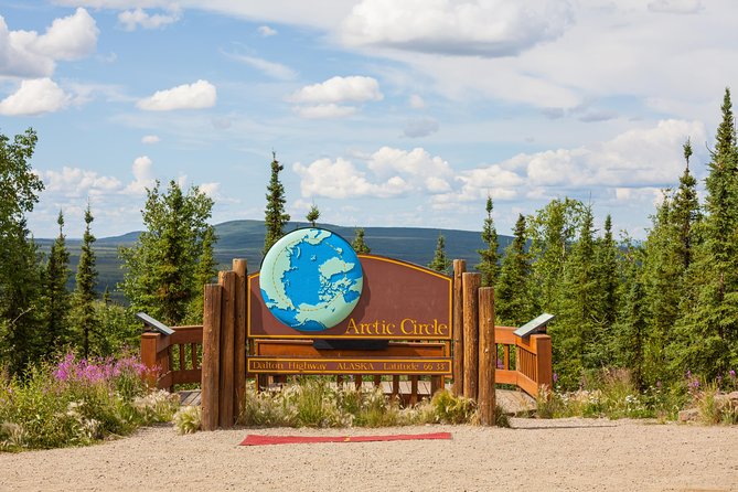 Arctic Circle Day Tour - Starting from Fairbanks on a long northern road
