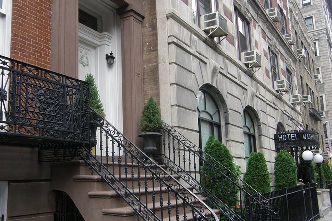 Artistic, Alternative Greenwich Village Walking Tour - Washington Square Park and the final 15 minutes