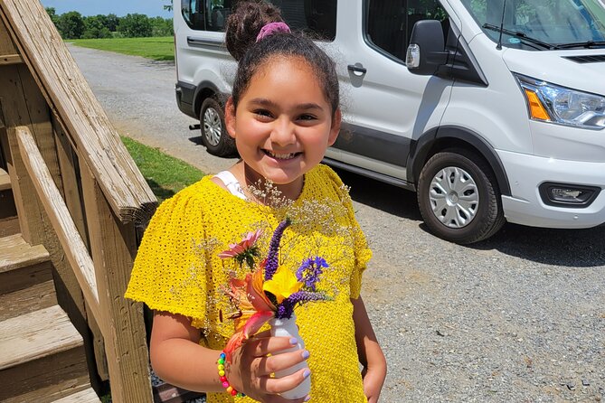 Authentic Tour & Meal with the Amish! - Sitting down to a home-cooked Amish lunch