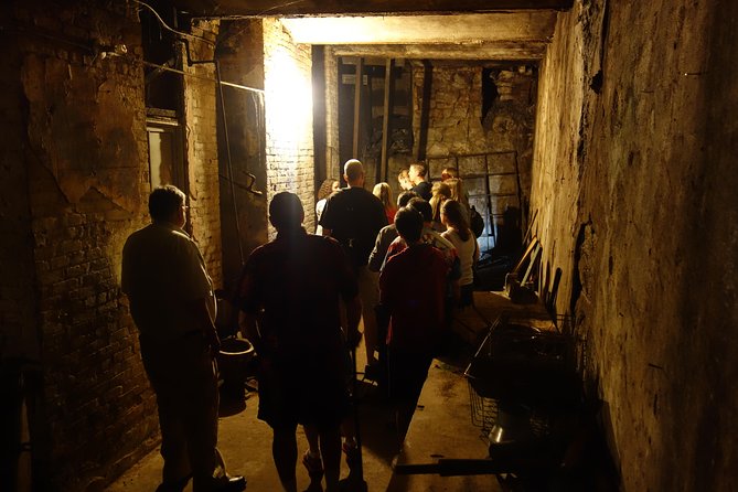 Beneath The Streets Underground History Tour - The guides make or break the hour