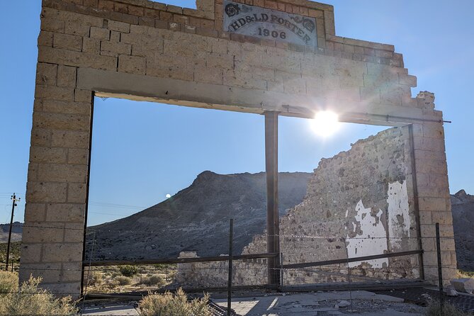 Best of Death Valley Small Group Day Tour from Las Vegas - Furnace Creek and the famous thermometer
