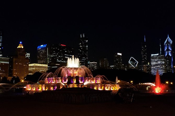 Big Bus Chicago: Hop-On Hop-Off Sightseeing Tour, 24/48/72hr Pass - Stop 4: Grant Park and the Hilton Chicago