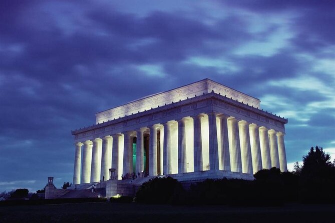 Big Bus DC: Monuments & Memorials Night Tour by Open-top Bus - Vietnam, Korean War, Jefferson, and the White House