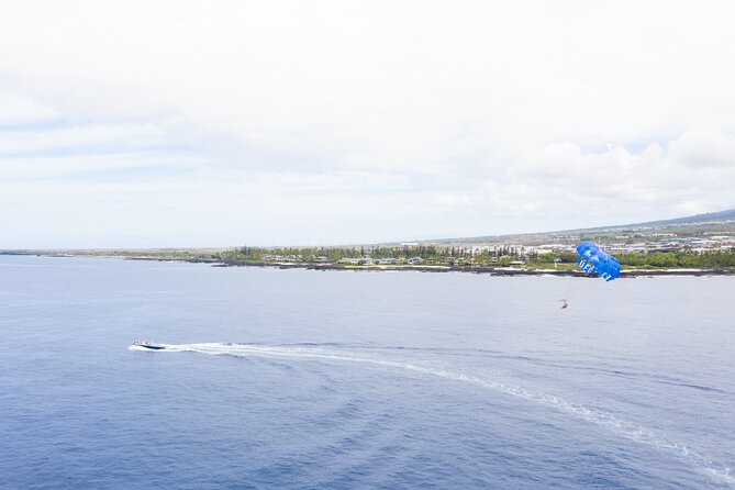 Big Island Parasailing Experience - Leaving Kona from the King Kamehameha Hotel
