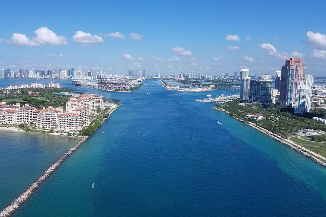 Biscayne Bay and Celebrity Island Homes Boat Tour 90 Minute - What the 90-minute route actually shows you