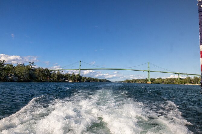 Boldt Castle and 2 Nation Tour - Heart Island and Boldt Castle