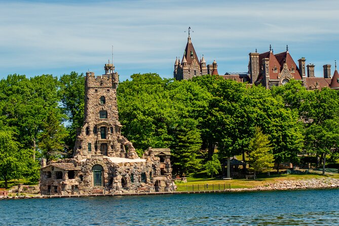 Boldt Castle and 2 Nation Tour - Comfort, weather, and what to bring