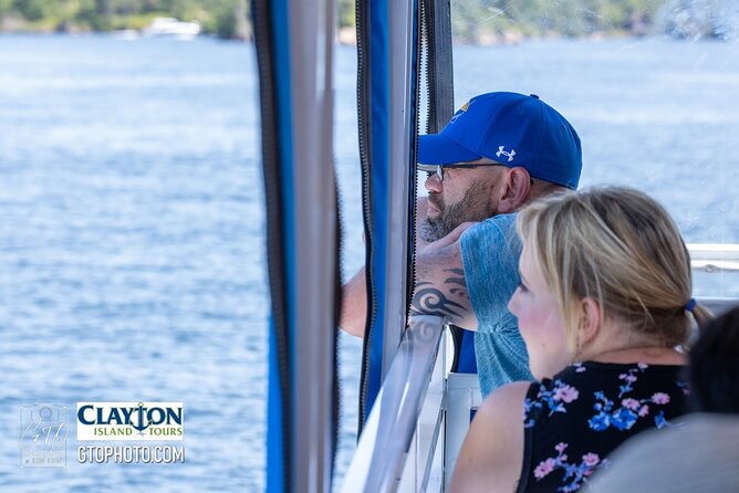 Boldt Castle and 2 Nation Tour - Crossing into Canada without passport worries