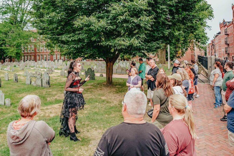 Boston: 1.5-Hour Ghosts and Gravestones Tour - Who should book this evening tour?