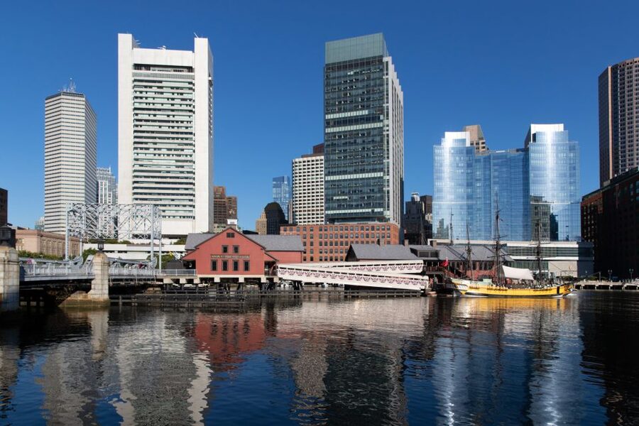 Boston: Boston Tea Party Ships and Museum Interactive Tour - Who Will Enjoy This Most?