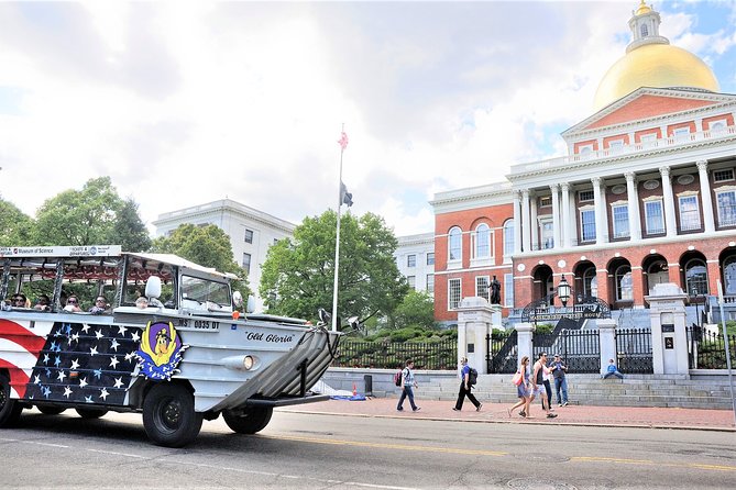 Boston Duck Boat Sightseeing City Tour with Cruise Along Charles River - Boston Common, the Public Garden, and Beacon Hill