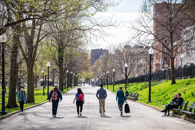 Boston Food & History: Pizza, North End & Freedom Trail - Old North Church and the Paul Revere story
