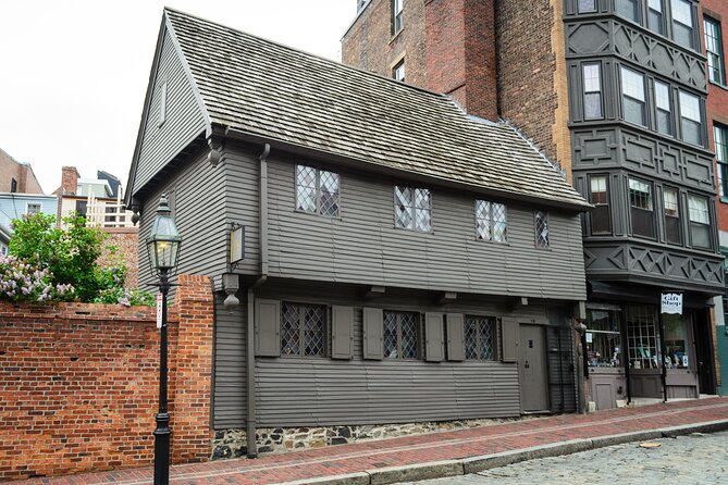 Boston: Freedom Trail History Small Group Walking Tour - Granary Burying Ground and Boston’s famous names