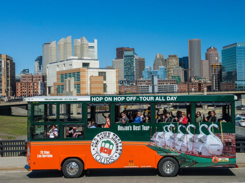 Boston: Hop-on Hop-off Old Town Trolley Tour - Starting at Long Wharf and finding your bearings
