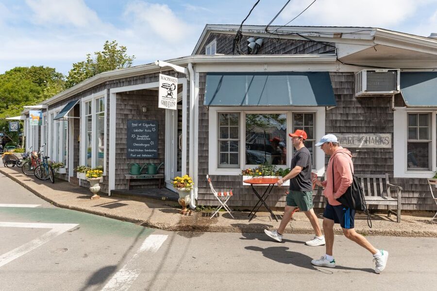 Boston: Martha's Vineyard Day Trip with Optional Island Tour - Food, weather, and what to pack