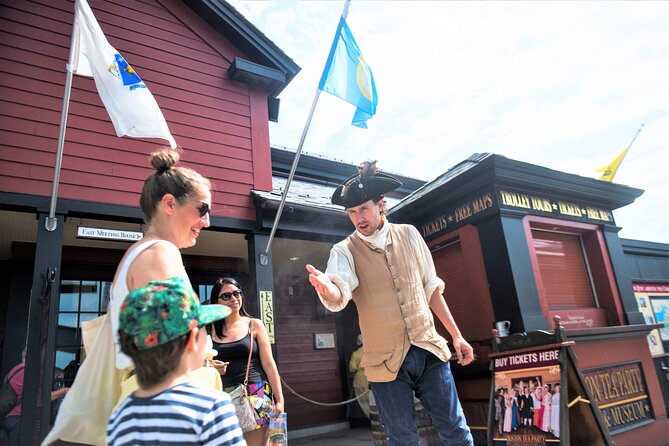 Boston Tea Party Ships and Museum Admission - Seeing the Robinson Half Chest