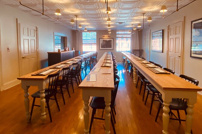 Bourbon Tour (03) : Buffalo Trace, Woodford, Four Roses, Wild Turkey, Other - Food, pacing, and how to avoid a hungry afternoon