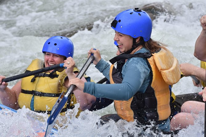 Browns Canyon Intermediate Rafting Trip Half Day - Guides who keep the outing on track