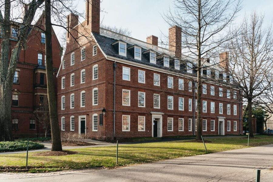 Cambridge: Harvard University Student-Guided Walking Tour - What the student guide adds