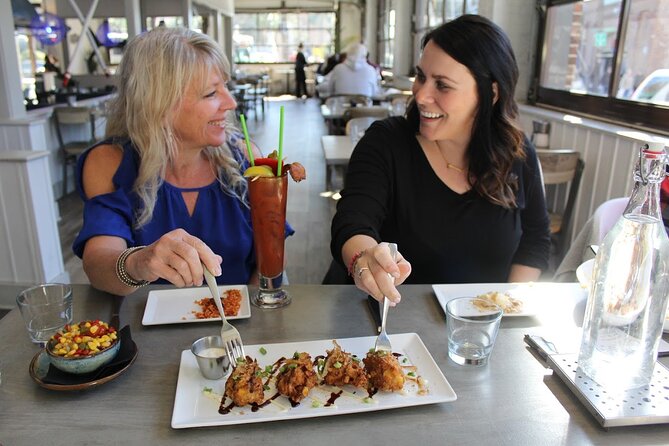 Charleston French Quarter or Brunch Food Tour with 7+ Tastings - French Quarter route: classic Low Country flavors