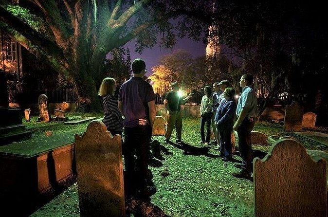 Charleston Ghost & Graveyard Night-Time Guided Walking Tour - Weather, comfort, and practical planning