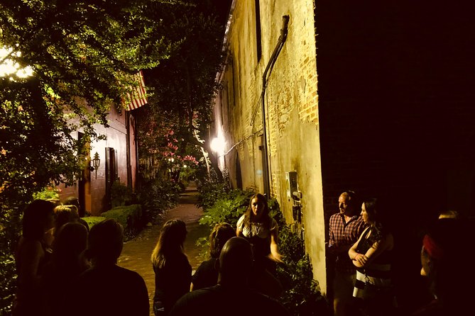 Charleston Haunted Booze and Boos Ghost Walking Tour - What kind of Charleston evening is this?