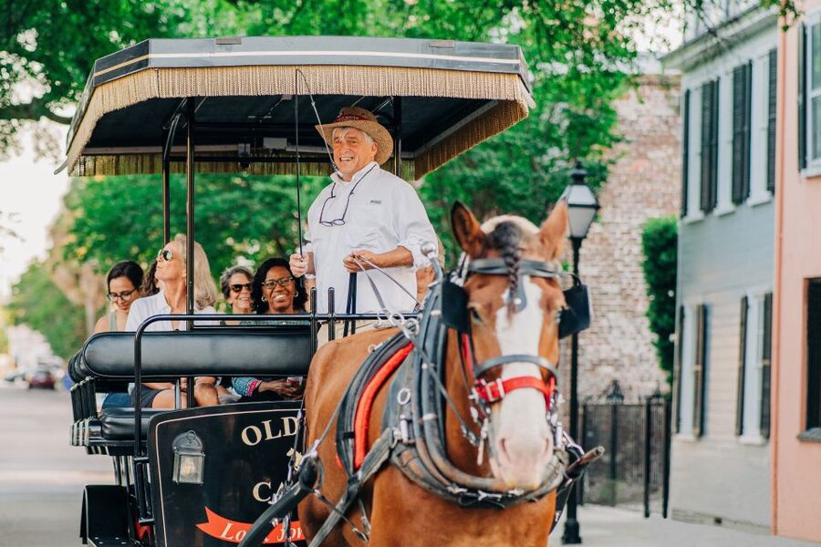 Charleston: Historical Downtown Tour by Horse-drawn Carriage - Key details before you book