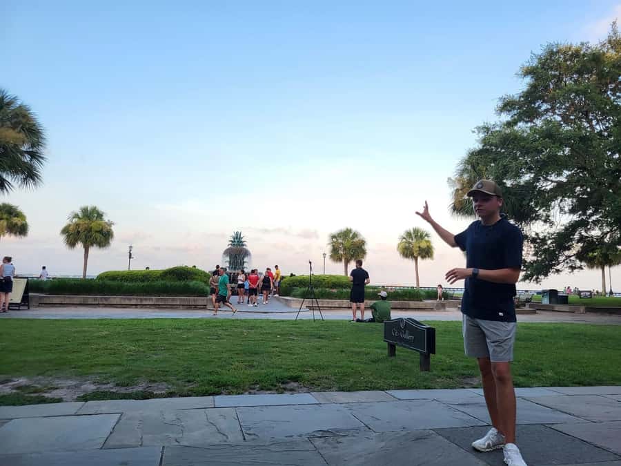 Charleston: History and Architecture Guided Walking Tour - Finishing at Pineapple Fountain