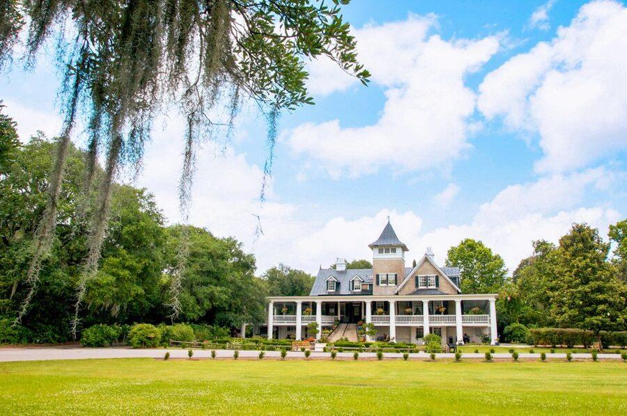 Charleston: Magnolia Plantation Entry & Tour with Transport - Starting downtown with Gray Line Charleston