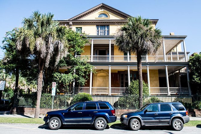 Charleston See-It-All City Bus Tour with Adventure Sightseeing - The Battery photo stop and Charleston’s harbor views