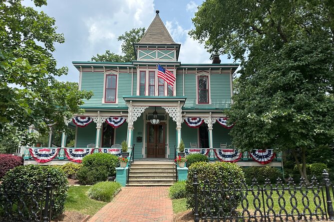 Charlotte's Ultimate Southern Charm Historical City Cart Tour - The cart ride and what comfort means
