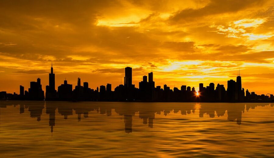 Chicago: 1.5-Hour Scenic Sunset Lake Cruise - Key points to know before you book